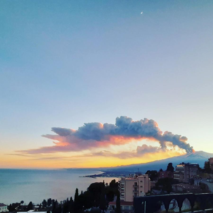 Taormina Private Apartment By Fragranza Di Sicilia Екстериор снимка
