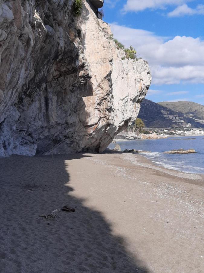 Taormina Private Apartment By Fragranza Di Sicilia Екстериор снимка